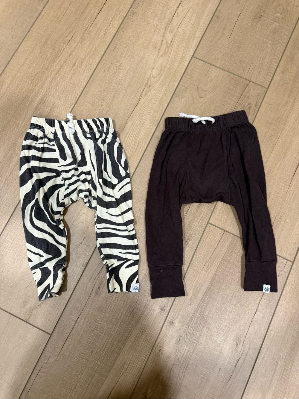 The Honest Company Girls 100% Organic Cotton Harlem Joggers Set 3-6 months